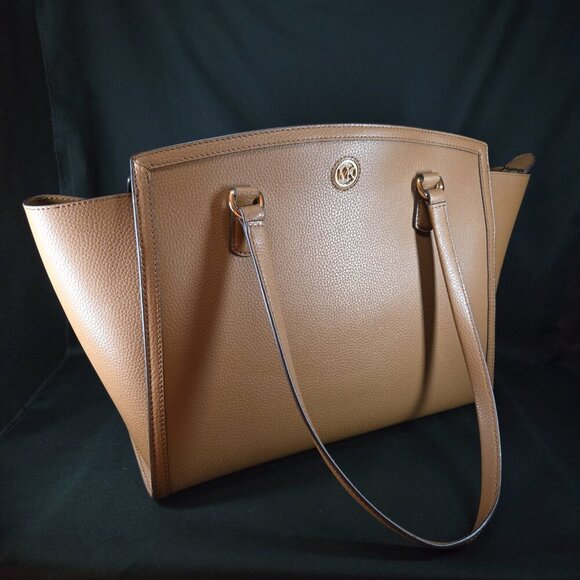 Michael Kors Chantal Tote Camel Pebbled Leather Gold Hardware Classic Luxury Bag - Picture 4 of 12